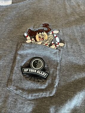 Vintage Warner Bros Tasmanian Devil Up Your Alley Bowling T-Shirt